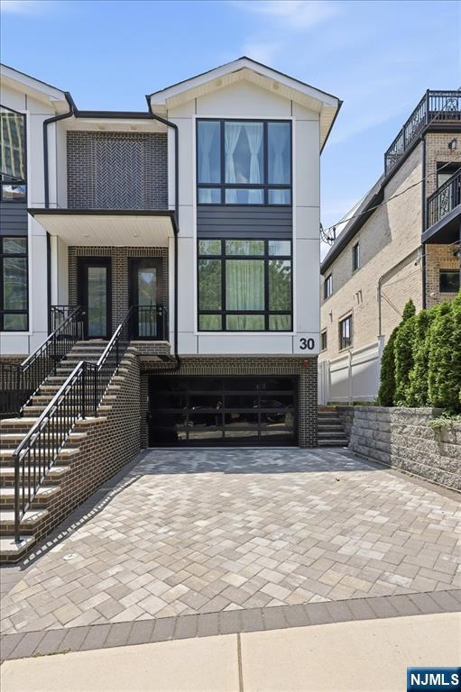 Residential Lease in Cliffside Park 2