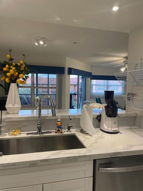 apt-411s-701 Sw 142nd Ave, Pembroke Pines, FL, 33027-6972 | Card Image