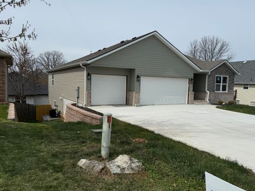 825 S Cobble Creek Blvd, Nixa, MO, 65714-7872 | Card Image