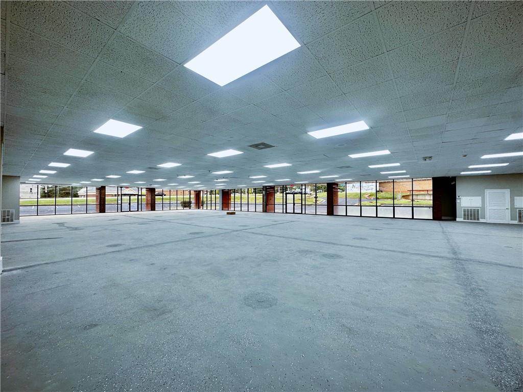 Commercial Sale in Stone Mountain 4