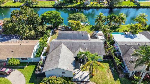 19641 Sterling Dr, Cutler Bay, FL, 33157-8553 | Card Image