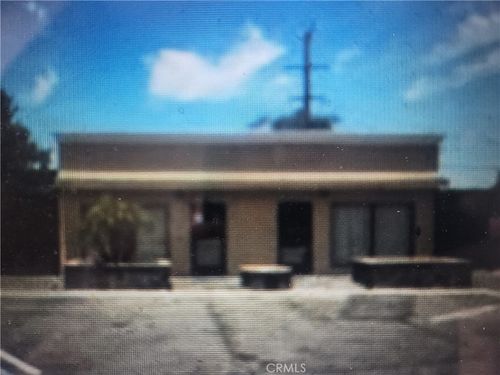 13575 Magnolia Ave, Corona, CA, 92879 | Card Image