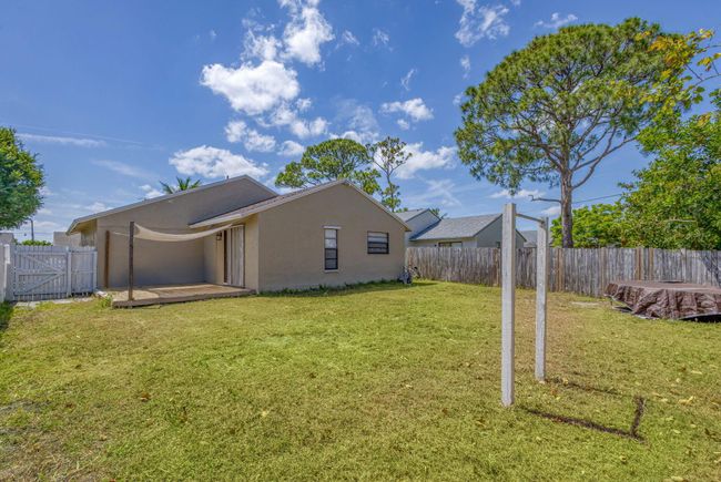 5855 Se Mitzi Ln, House other with 2 bedrooms, 2 bathrooms and null parking in Stuart FL | Image 35