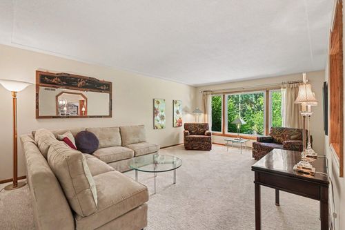 436 Rice Creek Blvd Ne, Fridley, MN, 55432-4431 | Card Image