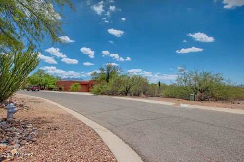 21-746 E Josephine Canyon Dr, Green Valley, AZ, 85614-6069 | Card Image
