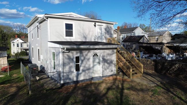 307 2 Nd St, House other with 4 bedrooms, 2 bathrooms and null parking in SHENANDOAH VA | Image 11