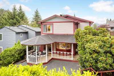 765 Appleyard Crt, House other with 4 bedrooms, 2 bathrooms and 2 parking in Port Moody BC | Image 1