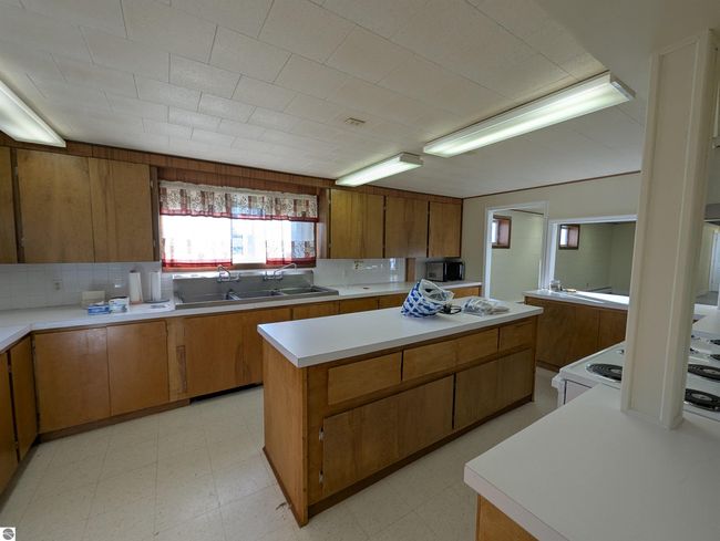 320 N State St, Home with 0 bedrooms, 0 bathrooms and 20 parking in Twining MI | Image 37