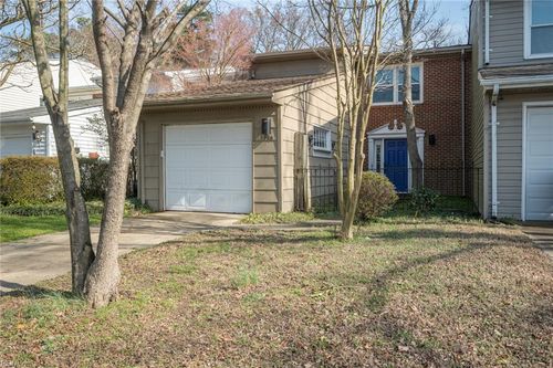 1306 Wakefield Dr, Virginia Beach, VA, 23455-4923 | Card Image