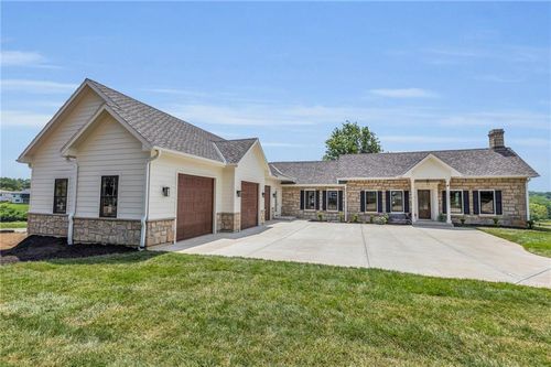 12811 W 71st St, Shawnee, KS, 66216 | Card Image