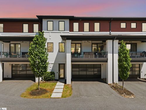 4 Calhoun Hill Way, Greenville, SC, 29601-3242 | Card Image