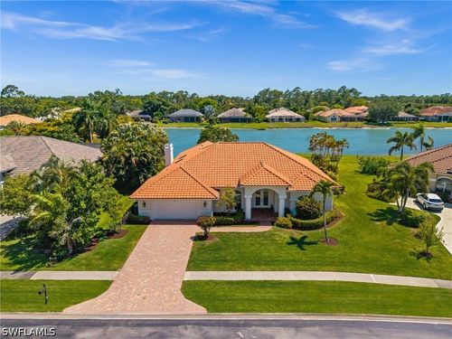 2092 Imperial Cir, NAPLES, FL, 34110-1089 | Card Image