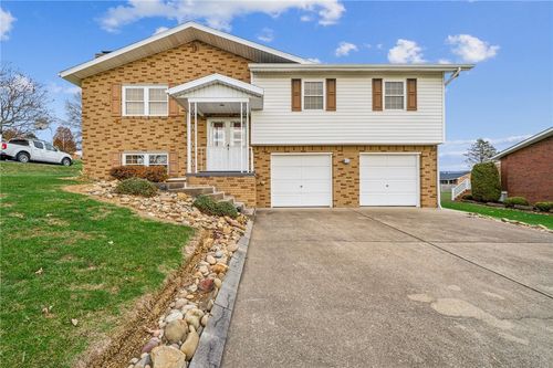 316 Virginia Cir, Uniontown, PA, 15401 | Card Image