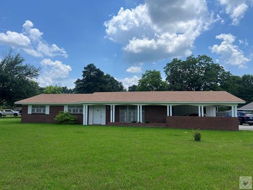 130 N Elmwood Dr, Texarkana, TX, 75501-1332 | Card Image