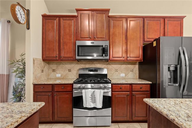 2820 Garnet Ridge Dr, House other with 3 bedrooms, 2 bathrooms and 2 parking in Leander TX | Image 13