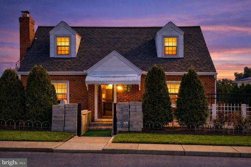 2109 Queens Chapel Rd, Hyattsville, MD, 20782-3671 | Card Image