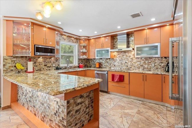 10 Woodstone Ct, House other with 5 bedrooms, 4 bathrooms and null parking in S Huntington NY | Image 15