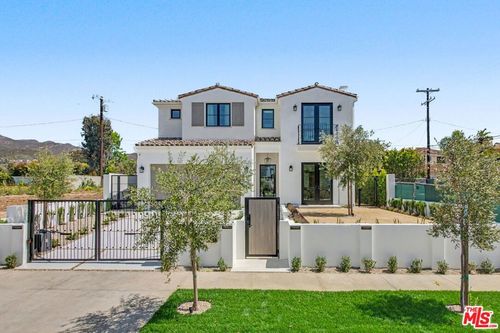 16011 Miami Way, Pacific Palisades, CA, 90272 | Card Image