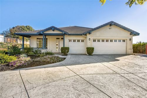 21971 Victorian Ln, Wildomar, CA, 92595-8214 | Card Image