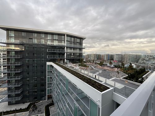 {{alt}} | Card Image