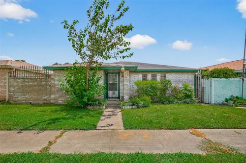 5396-15396 Chipman Ln, Houston, TX, 77060-4702 | Card Image