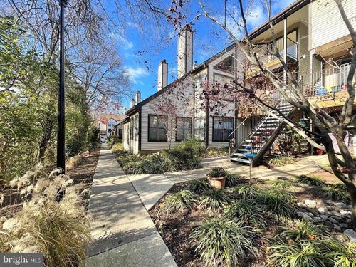 apt-302-3805 Ski Lodge Dr, BURTONSVILLE, MD, 20866-2137 | Card Image