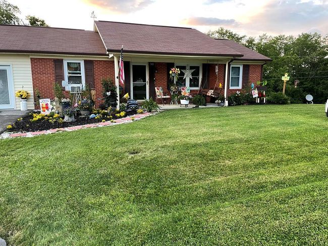 348 Rainbow Cir, House other with 3 bedrooms, 2 bathrooms and null parking in Independence VA | Image 33