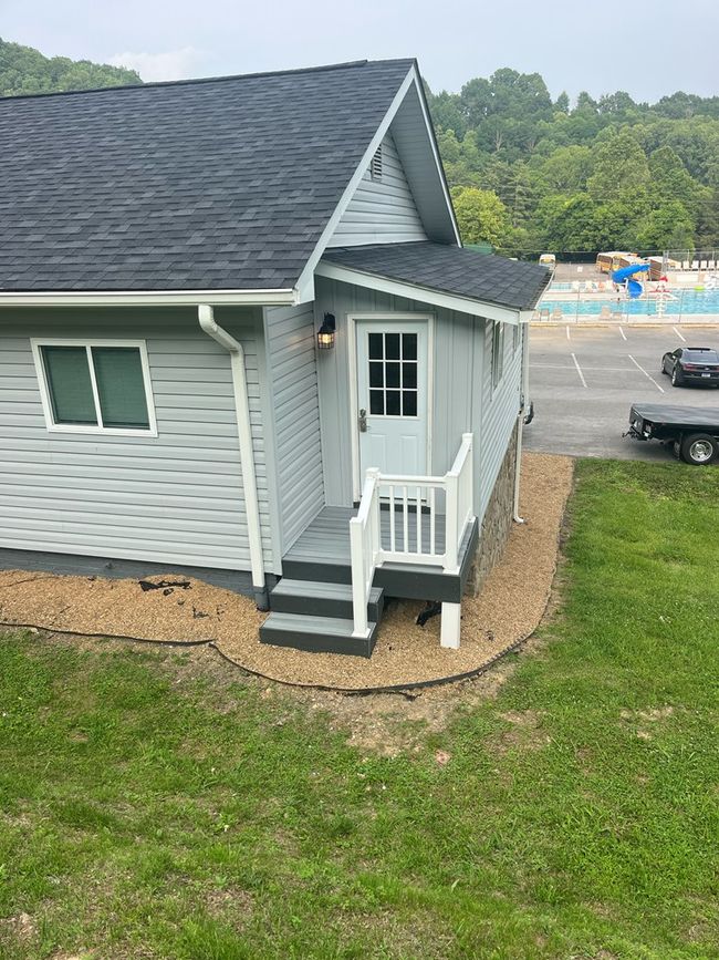 16540 Tazewell St, House other with 2 bedrooms, 3 bathrooms and null parking in Saint Paul VA | Image 4