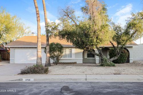 2708 W Acoma Dr, Phoenix, AZ, 85053-5810 | Card Image