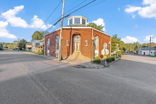 108 N Main St, Glenford, OH, 43739-1100 | Card Image