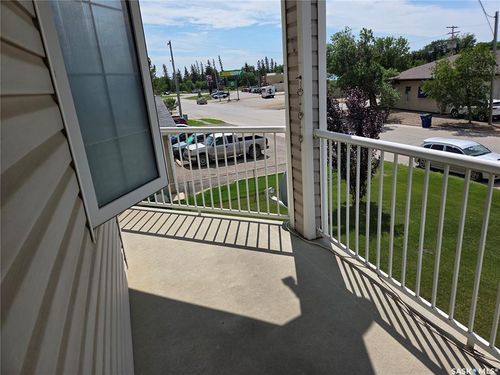 201-806 100a Street, Tisdale, SK, S0E1T0 | Card Image