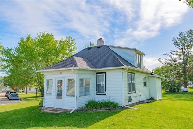 500 2 Nd Ave, House other with 2 bedrooms, 1 bathrooms and null parking in HOLLANDALE WI | Image 49