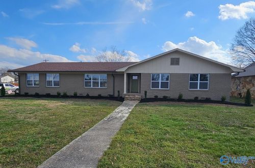 1701 Betty St Sw, Decatur, AL, 35601-4633 | Card Image