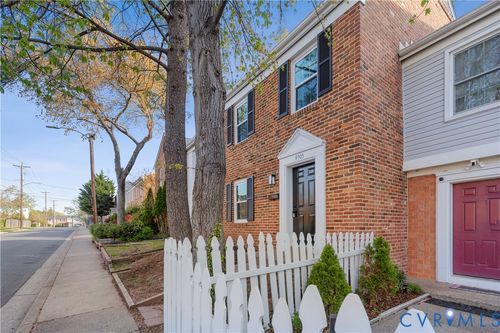 9705 Aspen Pl, Manassas, VA, 20110-5956 | Card Image