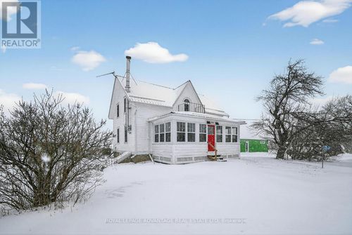 3183A Thousand Acre Rd, Portland, ON, K0G1V0 | Card Image