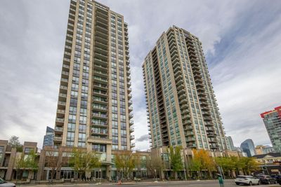 2303 - 1118 12 Ave Sw, Condo with 1 bedrooms, 1 bathrooms and 1 parking in Calgary AB | Image 1