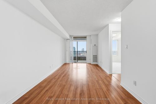 2208-3880 Duke Of York Blvd, Mississauga, ON, L5B4M7 | Card Image