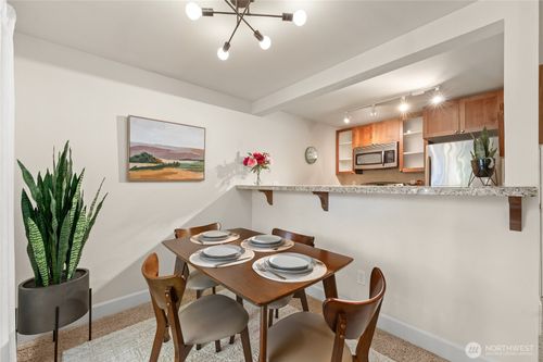 5302-300 N 130th St, Seattle, WA, 98133-7973 | Card Image