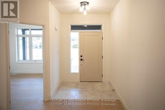 6 - 430 Head St N, House other with 2 bedrooms, 2 bathrooms and 4 parking in Strathroy ON | Image 28