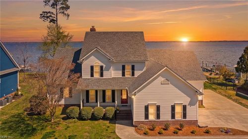 506 Small Dr, Elizabeth City, NC, 27909-9498 | Card Image