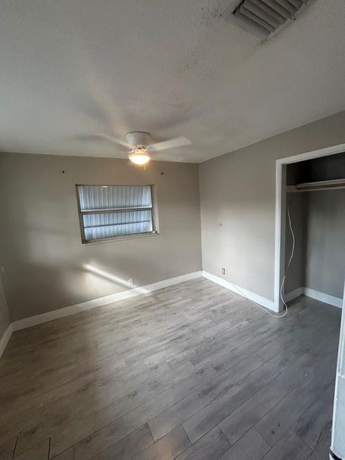 0-5405 Nw 17th Ct, Lauderhill, FL, 33313-5482 | Card Image