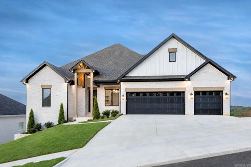 183 Maumelle Valley Dr, Maumelle, AR, 72113-6778 | Card Image