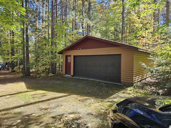 1282 Kamaniskeg Lake Rd, House other with 3 bedrooms, 1 bathrooms and 4 parking in Combermere ON | Image 10