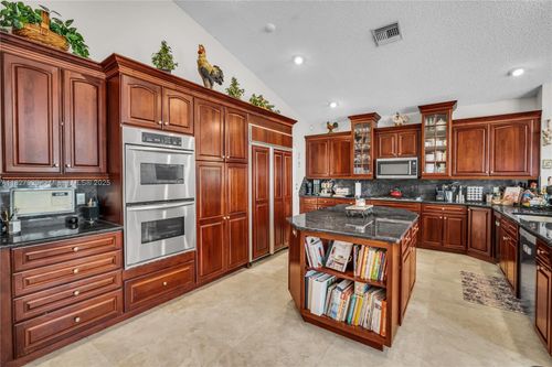 7562 Nw 51st Pl, Coral Springs, FL, 33067-2053 | Card Image