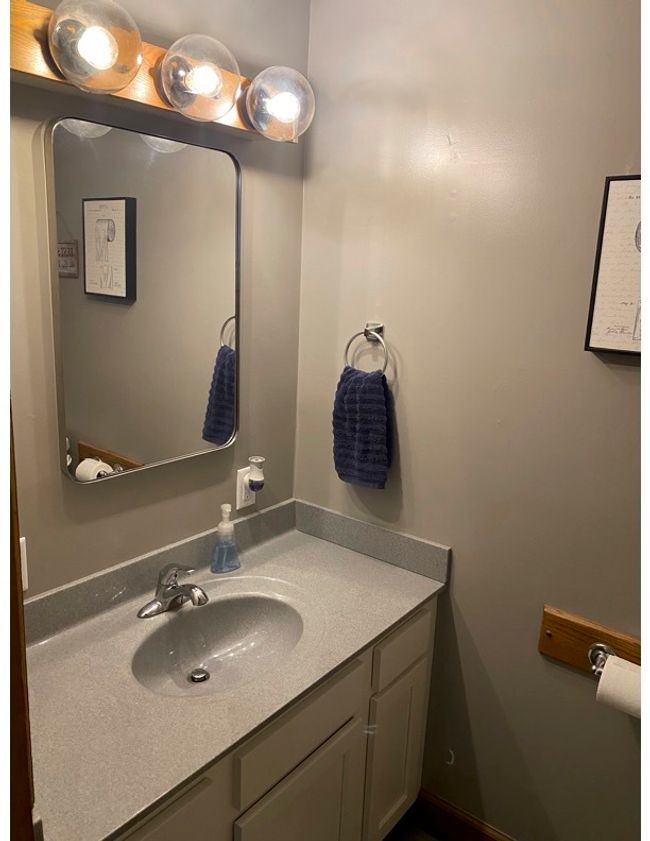 403 W Spring St, House other with 3 bedrooms, 2 bathrooms and null parking in Brownstown IN | Image 20