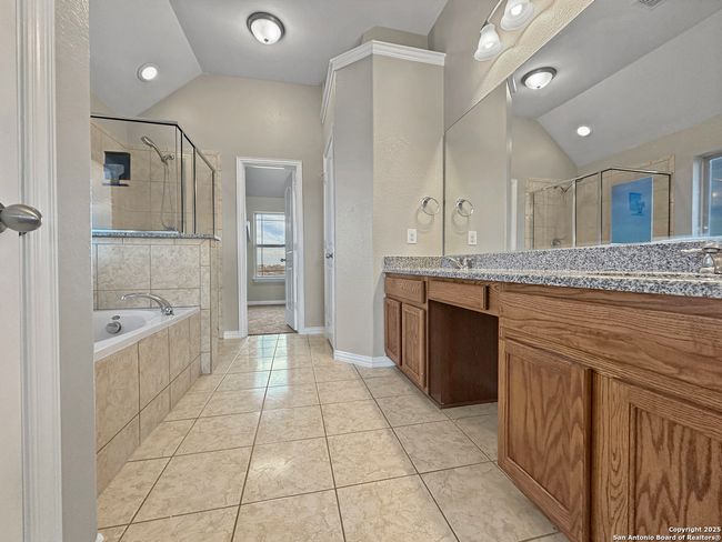 220 Scenic Hills Dr, House other with 4 bedrooms, 2 bathrooms and null parking in La Vernia TX | Image 12