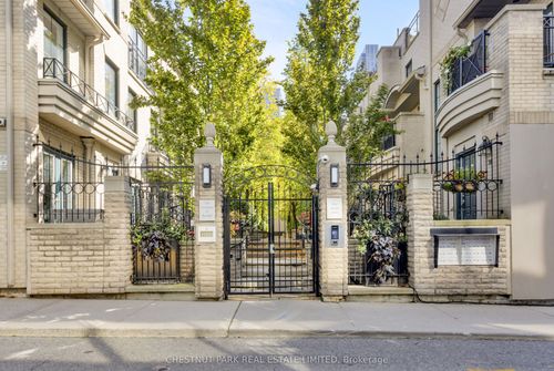 th17-1 Baxter St, Toronto, ON, M4W3W1 | Card Image