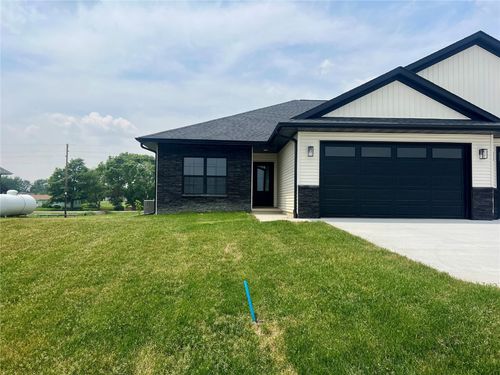 5021 Bluestem St Sw, Kalona, IA, 52247-5900 | Card Image
