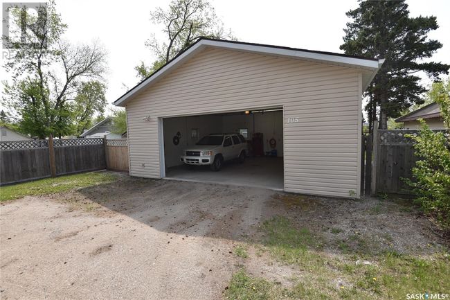 105 7 Ave E, House other with 4 bedrooms, 1 bathrooms and null parking in Nipawin SK | Image 12