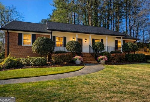 2752 Saddle Ridge Lake Dr, Marietta, GA, 30062-4622 | Card Image